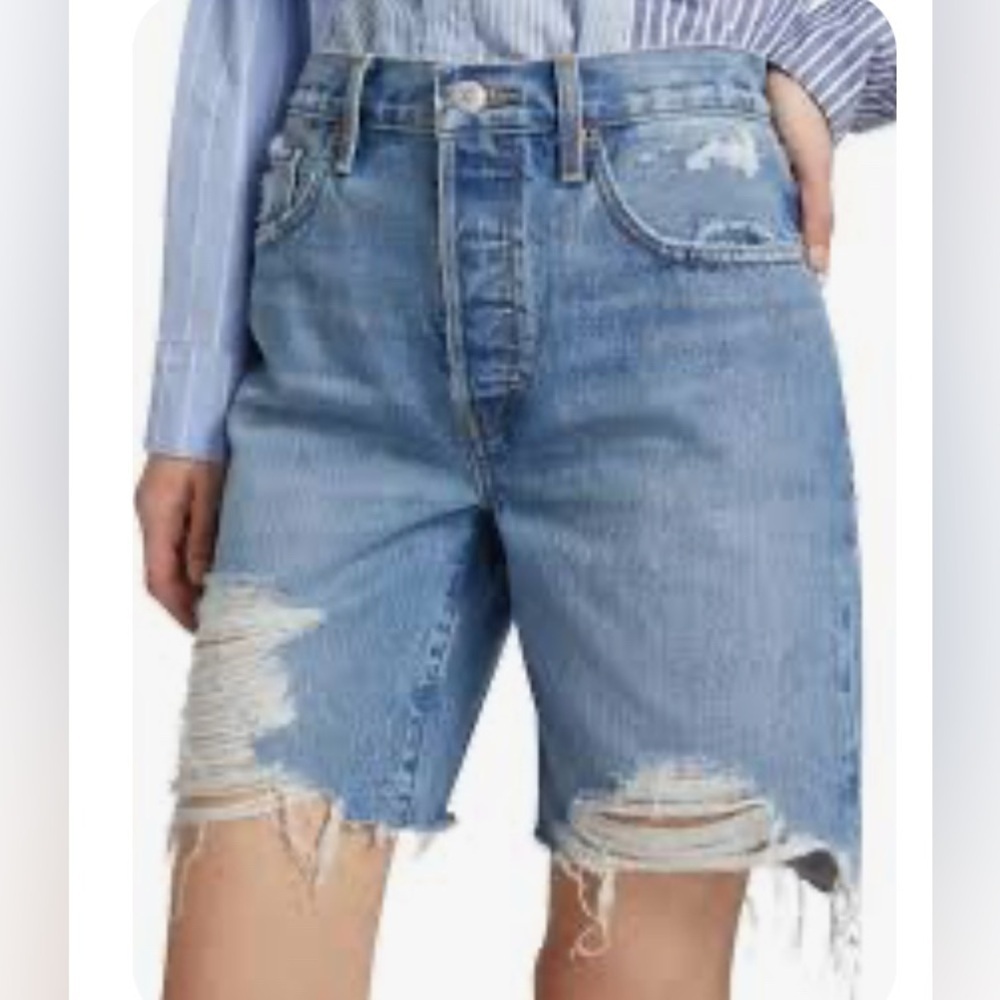 Re/Done Indigo Levis Edition High Rise Pckt Distressed Medium Wash Mini Short 26